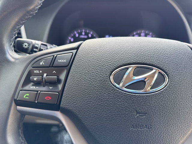2017 Hyundai Tucson SE Plus photo 23