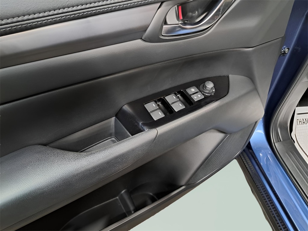 2023 Mazda CX-5 2.5 Select photo 4