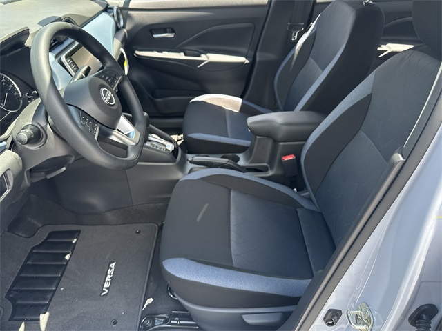 2025 Gray Sky Pearl Nissan Versa 1.6 SV FWD Sedan