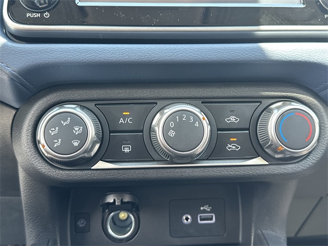 2025 Gray Sky Pearl Nissan Versa 1.6 SV FWD Sedan