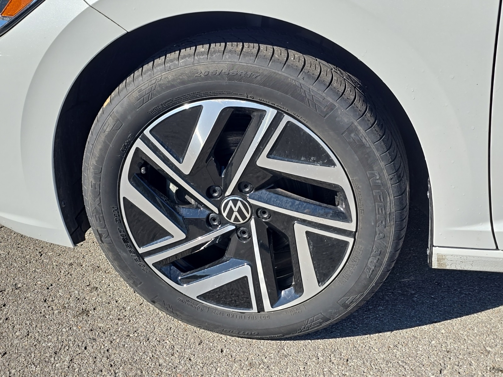 used 2023 Volkswagen Jetta car, priced at $20,300