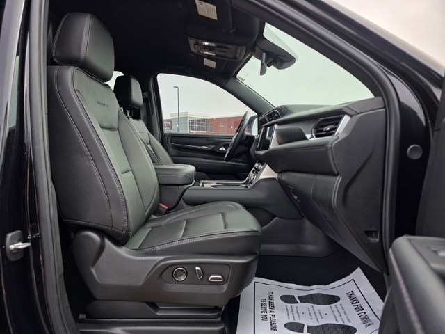 2023 GMC Yukon XL 4WD Denali
