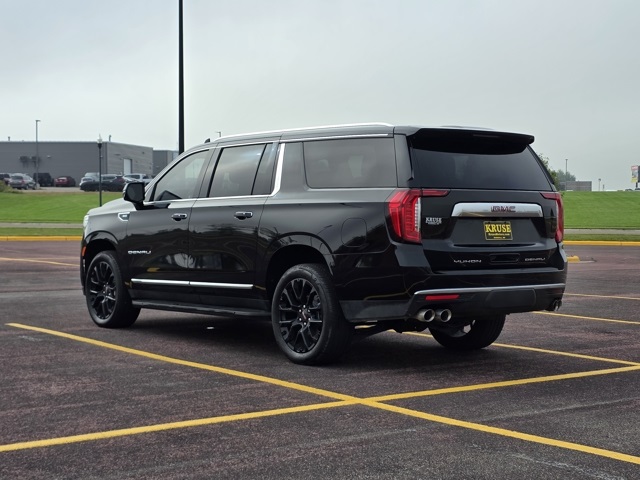 2023 GMC Yukon XL 4WD Denali