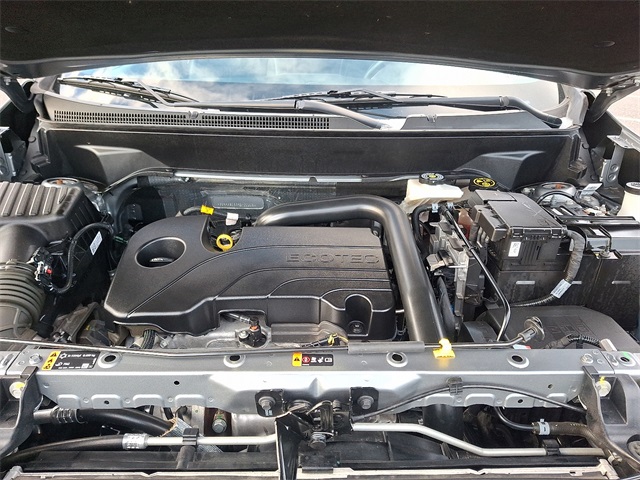 used 2024 Chevrolet Equinox car, priced at $27,550
