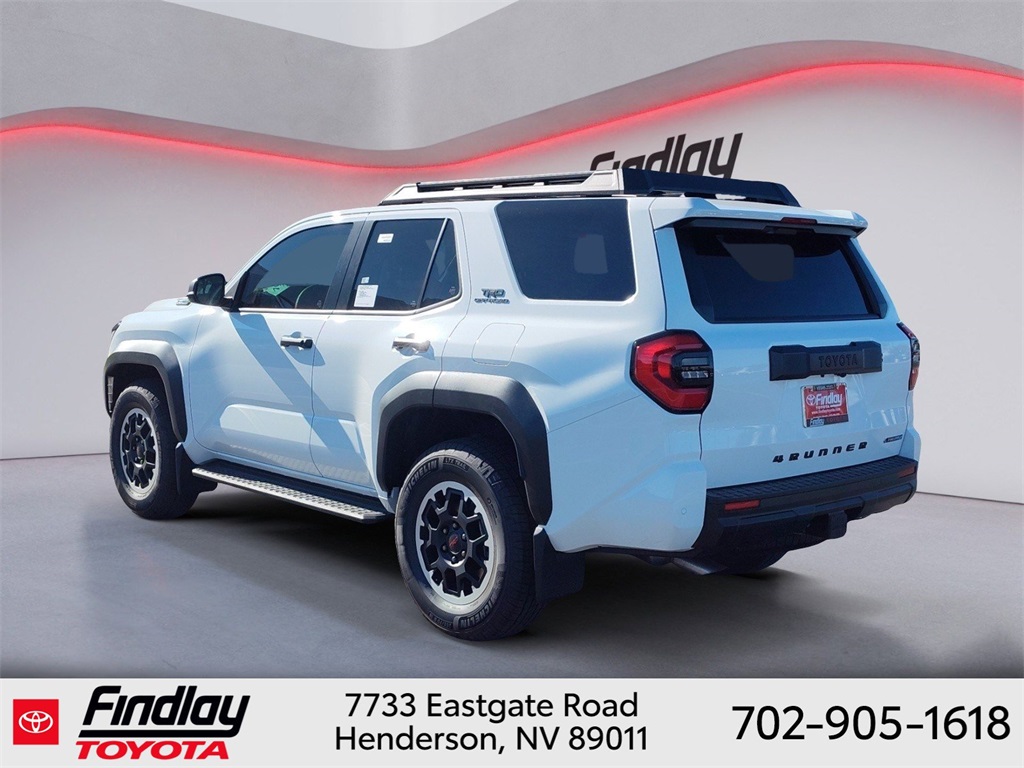 2025 Toyota 4Runner TRD Off-Road photo 2