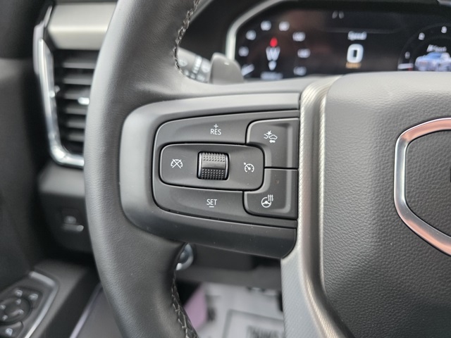 2023 GMC Sierra 1500 4WD Crew Cab Short Box Denali