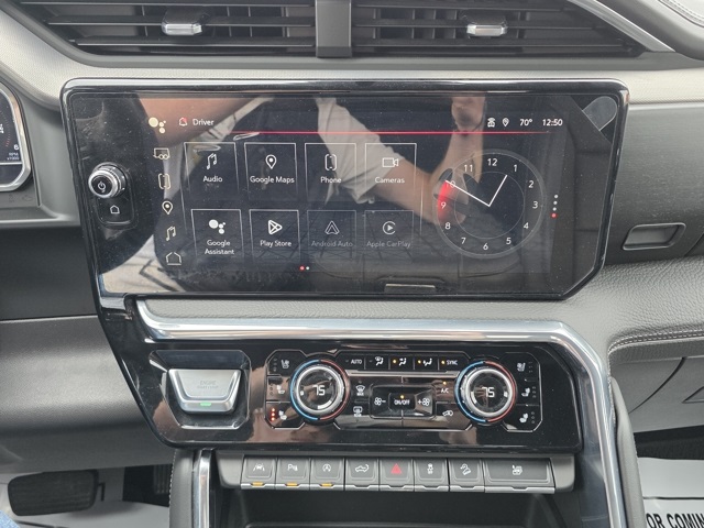 2023 GMC Sierra 1500 4WD Crew Cab Short Box Denali