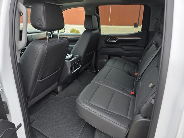 2023 GMC Sierra 1500 4WD Crew Cab Short Box Denali