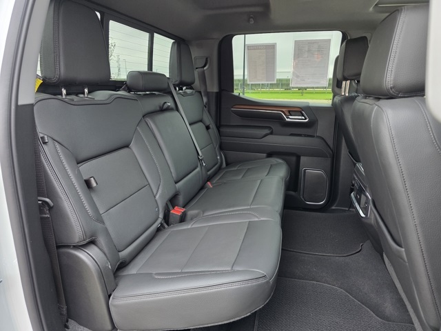 2023 GMC Sierra 1500 4WD Crew Cab Short Box Denali