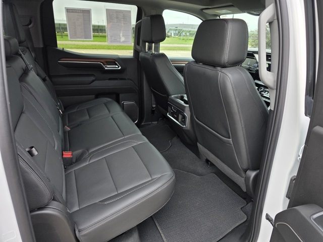 2023 GMC Sierra 1500 4WD Crew Cab Short Box Denali