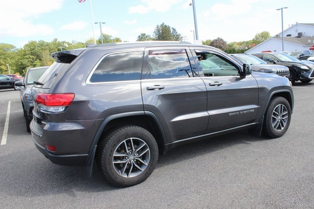 2018 Jeep Grand Cherokee Laredo E photo 24