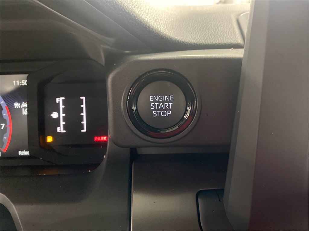 2025 Toyota Tacoma SR5 Double Cab photo 16
