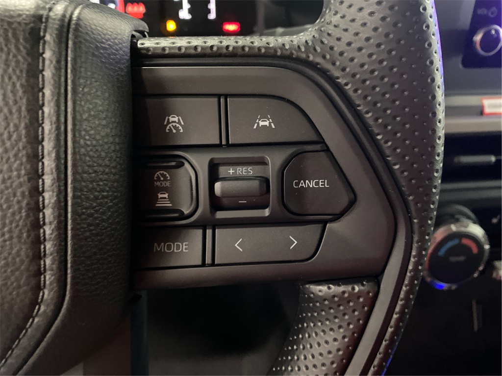 2025 Toyota Tacoma SR5 Double Cab photo 18