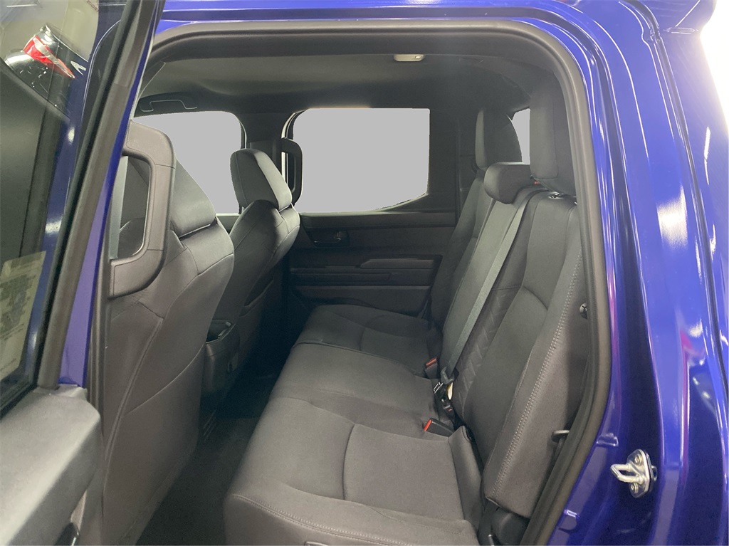 2025 Toyota Tacoma SR5 Double Cab photo 6