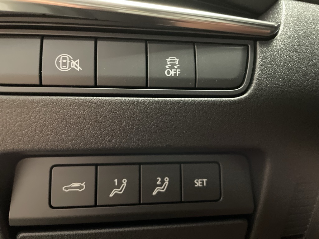 2025 Mazda Mazda3 Sedan 2.5 s Preferred photo 10