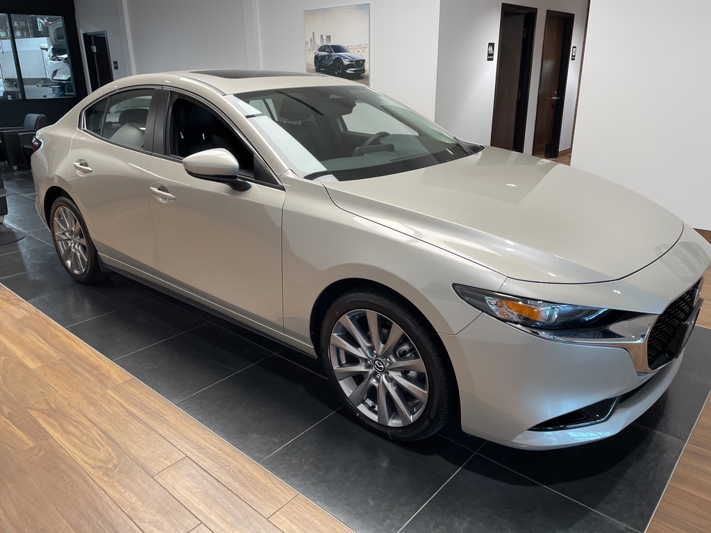 2025 Mazda Mazda3 Sedan 2.5 s Preferred photo 2