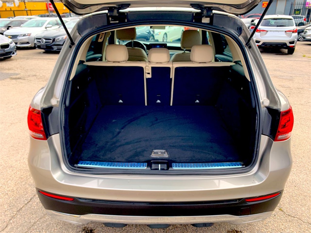 used 2020 Mercedes-Benz GLC car, priced at $25,895