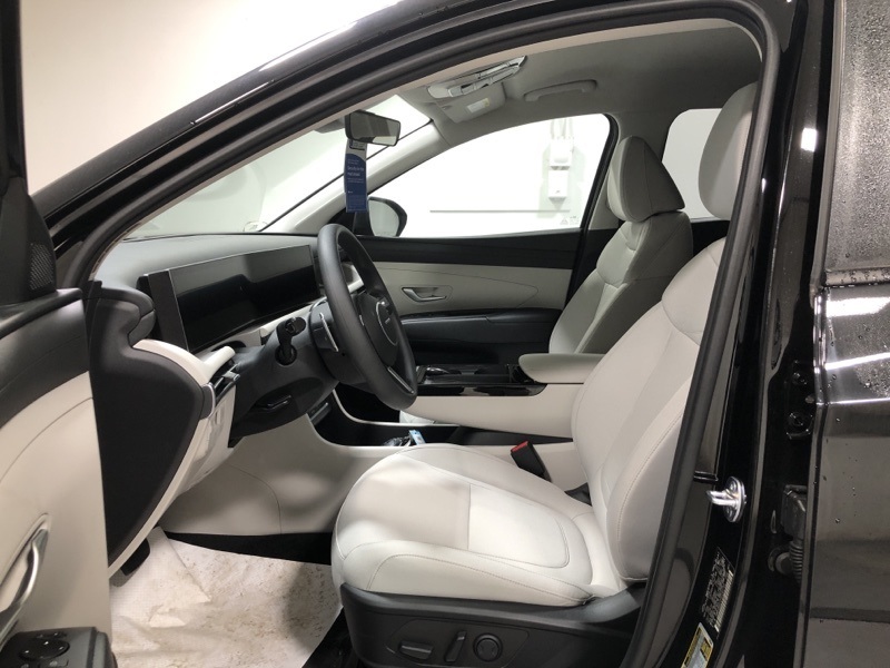 New 2025 Hyundai Tucson Hybrid Sport Utility