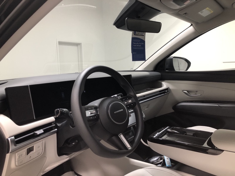 New 2025 Hyundai Tucson Hybrid Sport Utility