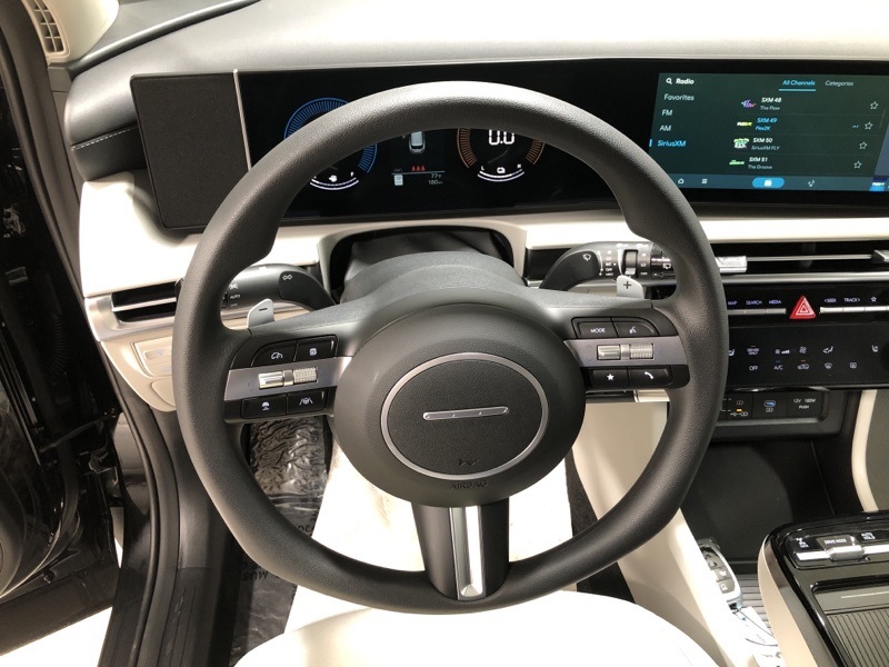 New 2025 Hyundai Tucson Hybrid Sport Utility
