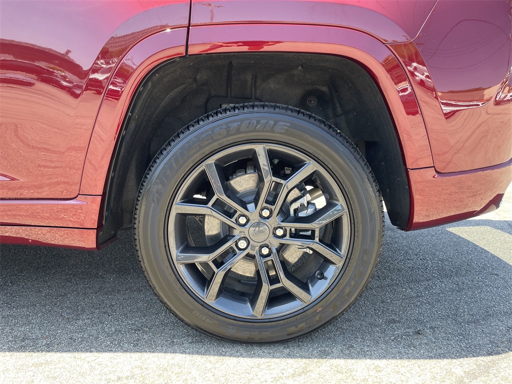 Used 2024 Jeep Grand Cherokee SUV
