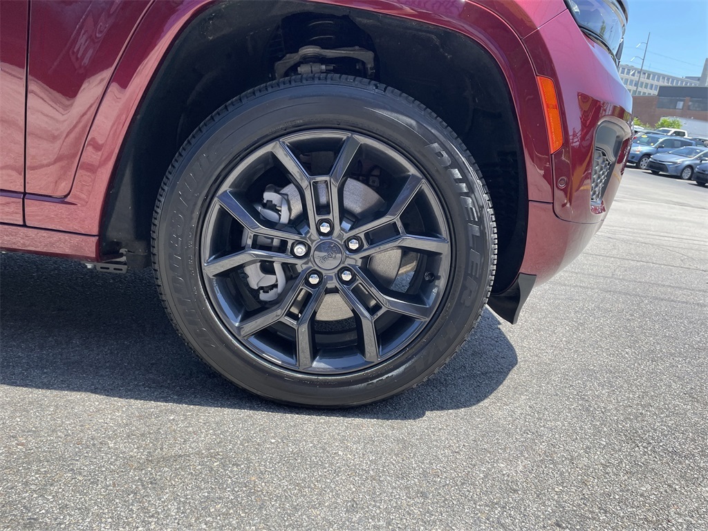 Used 2024 Jeep Grand Cherokee SUV