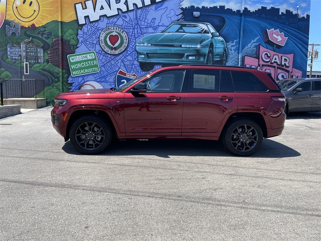 Used 2024 Jeep Grand Cherokee SUV