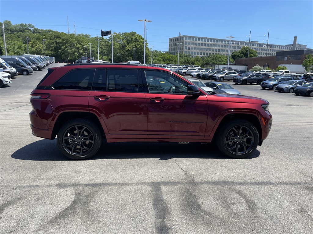 Used 2024 Jeep Grand Cherokee SUV