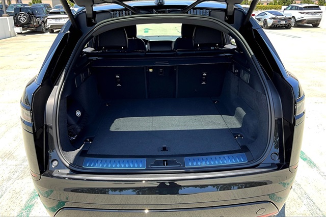 Range Rover Velar P250 Dynamic SE
