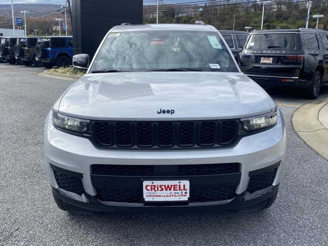 new 2025 Jeep Grand Cherokee L car, priced at $38,889