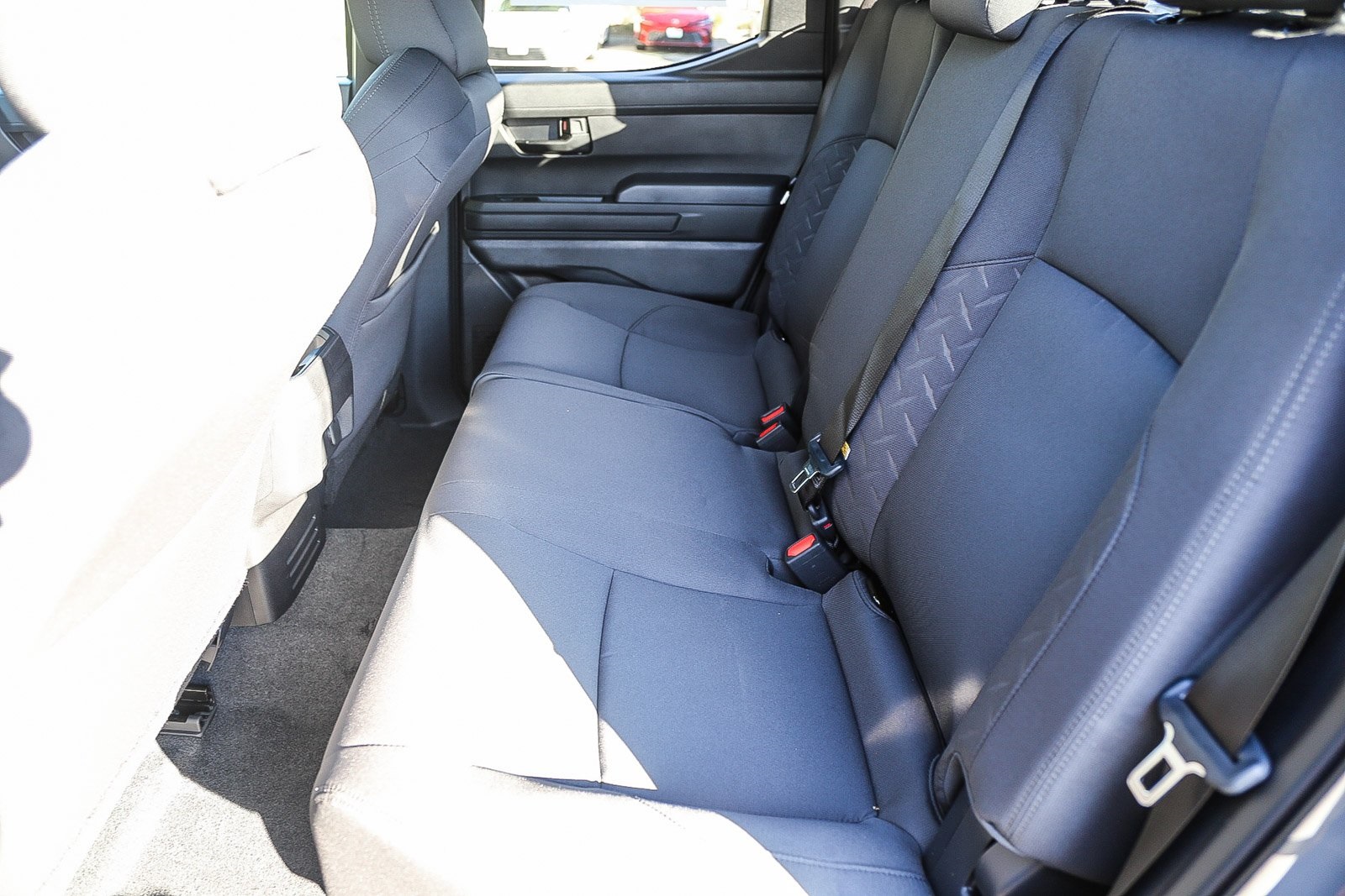2025 Toyota Tacoma SR5 Double Cab photo 18