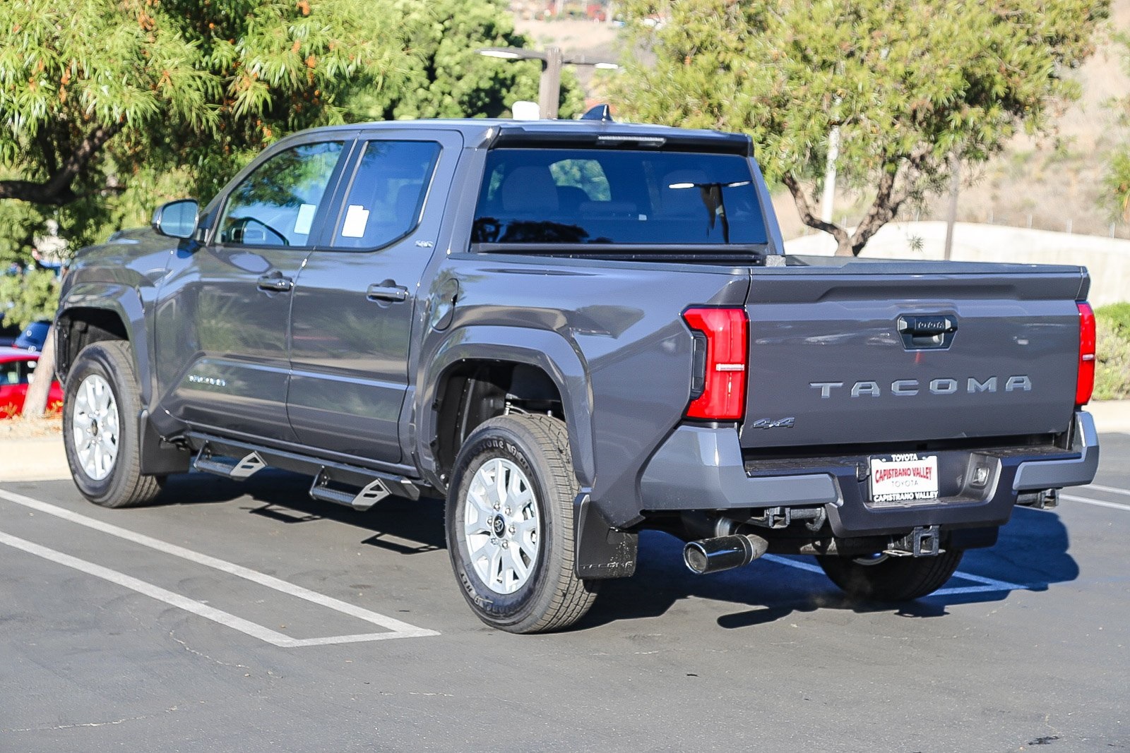 2025 Toyota Tacoma SR5 Double Cab photo 6