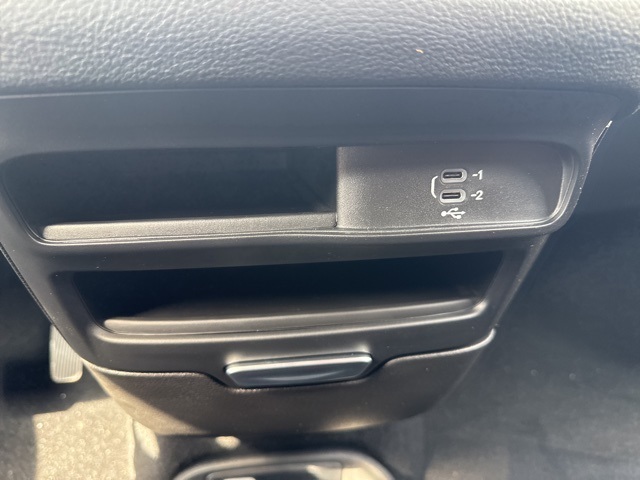 2026 Chrysler Pacifica photo 23