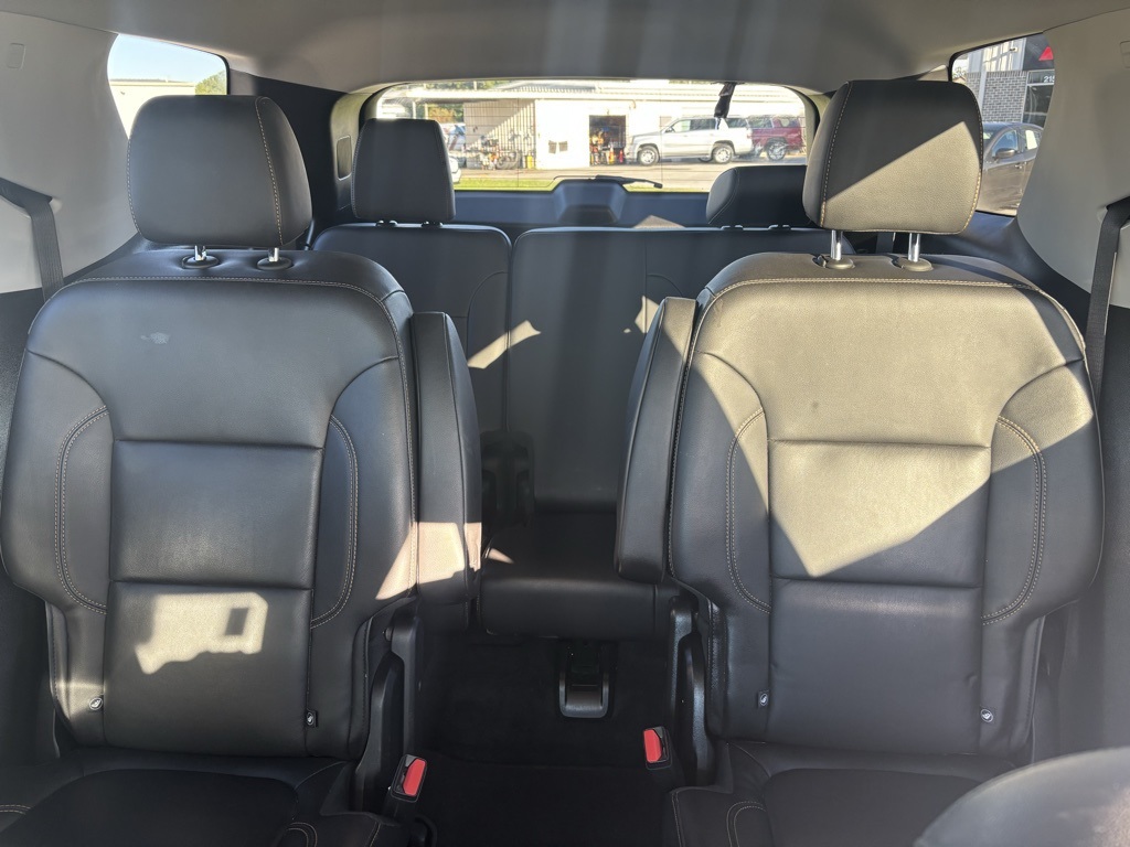 2021 Chevrolet Traverse RS:16975P