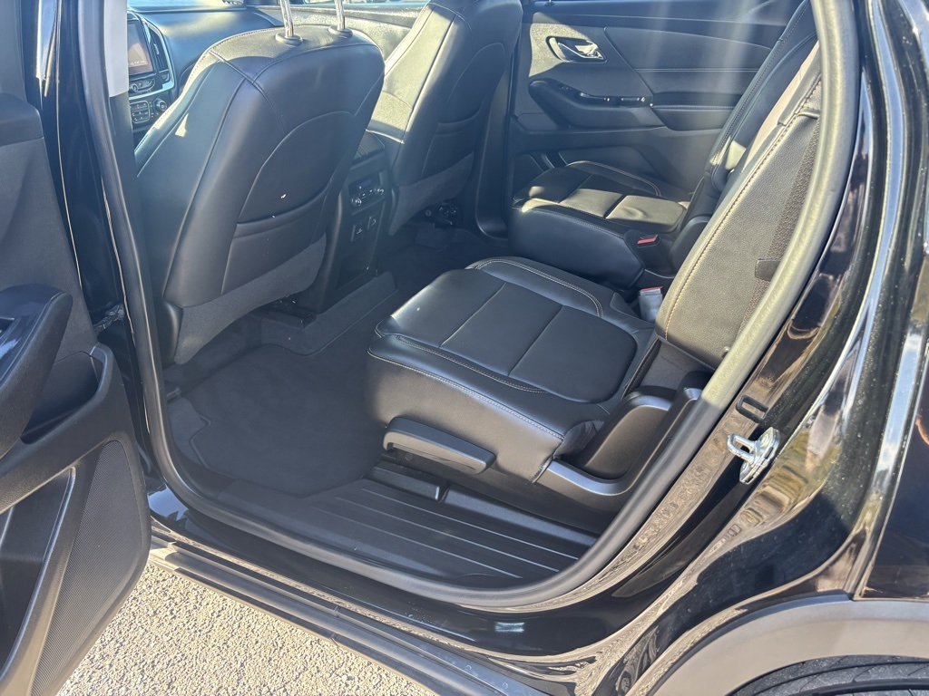 2021 Chevrolet Traverse RS:16975P