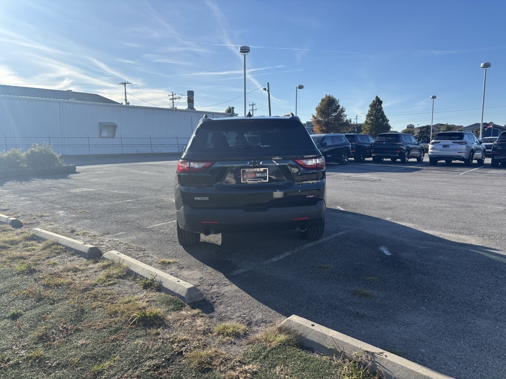 2021 Chevrolet Traverse RS:16975P