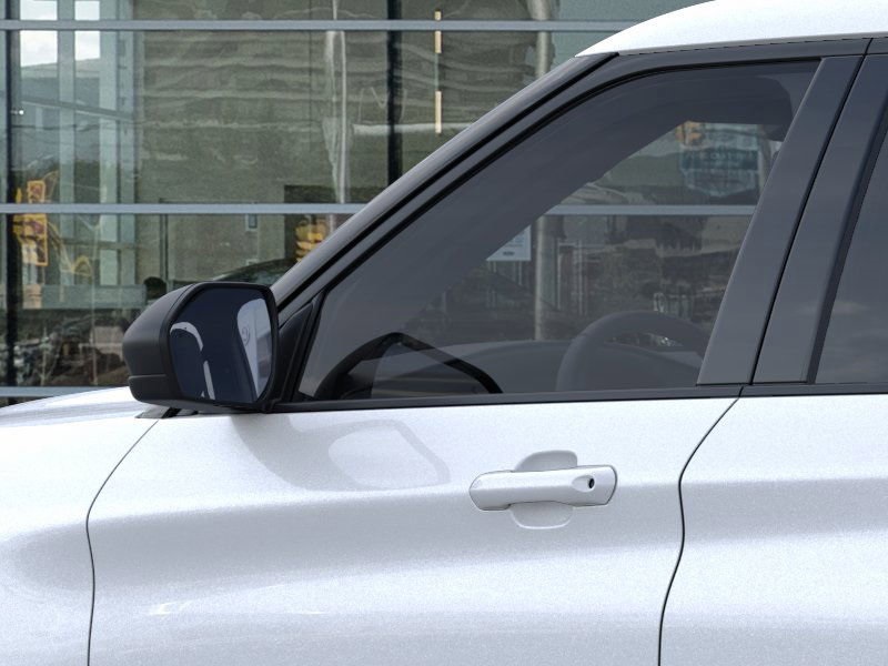 2025 Ford Explorer photo 18