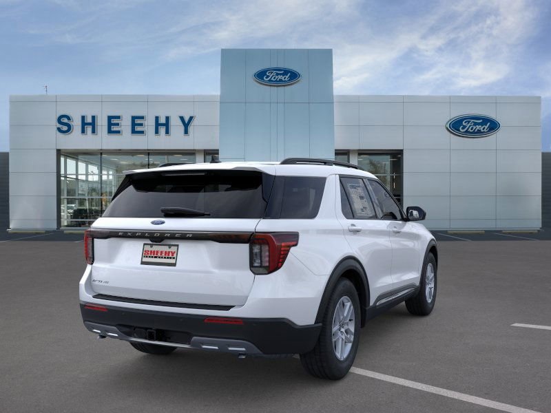 2025 Ford Explorer photo 7