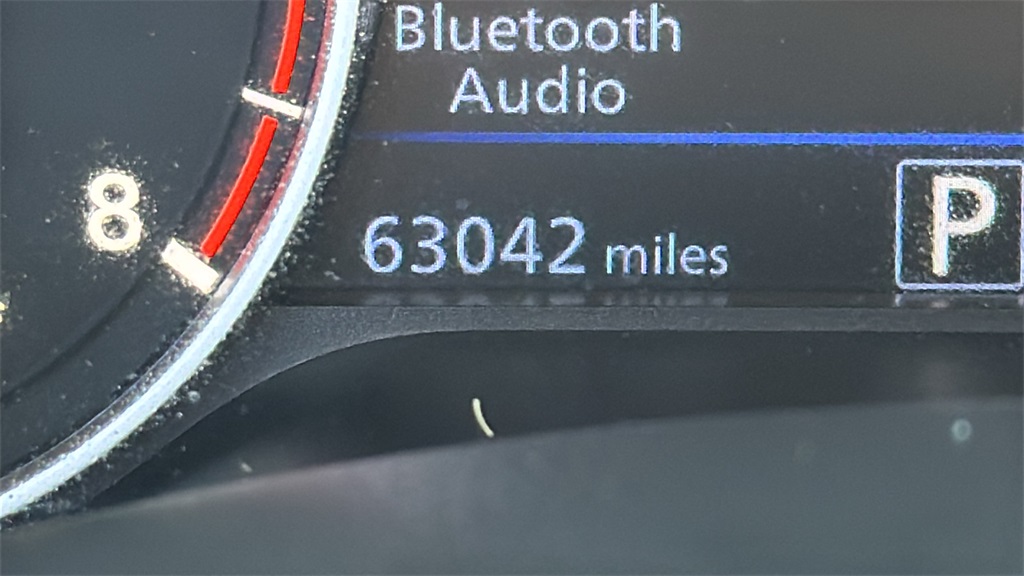 2022 Gun Metallic Nissan Altima 2.5 SV FWD Sedan