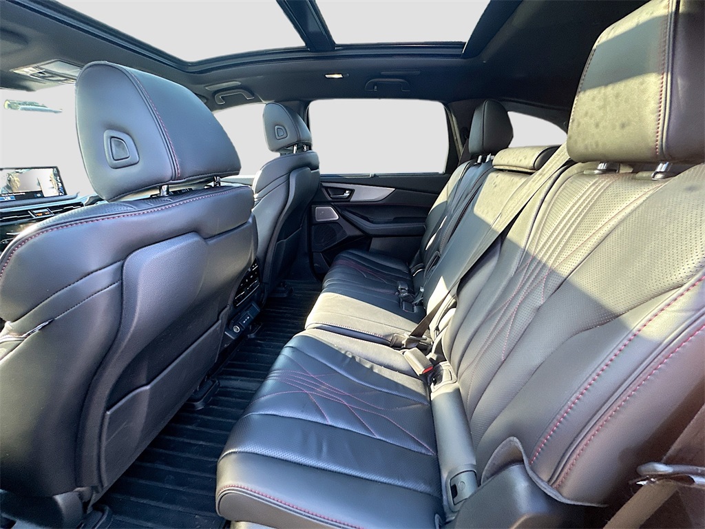 used 2025 Acura MDX car, priced at $55,999