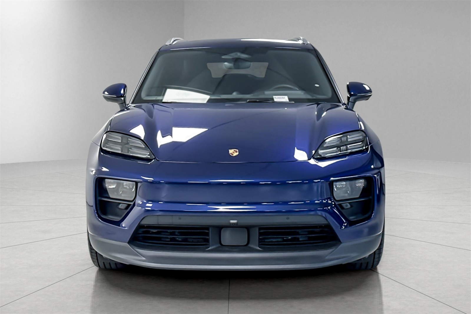 2025 Porsche Macan 4 Electric photo 11