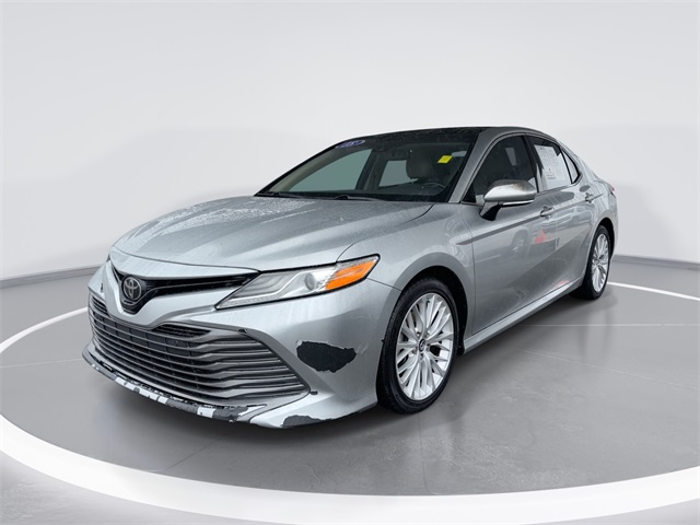2018 Toyota Camry XLE's photo