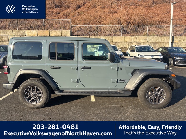 2024 Jeep Wrangler 4-Door Sport S's photo