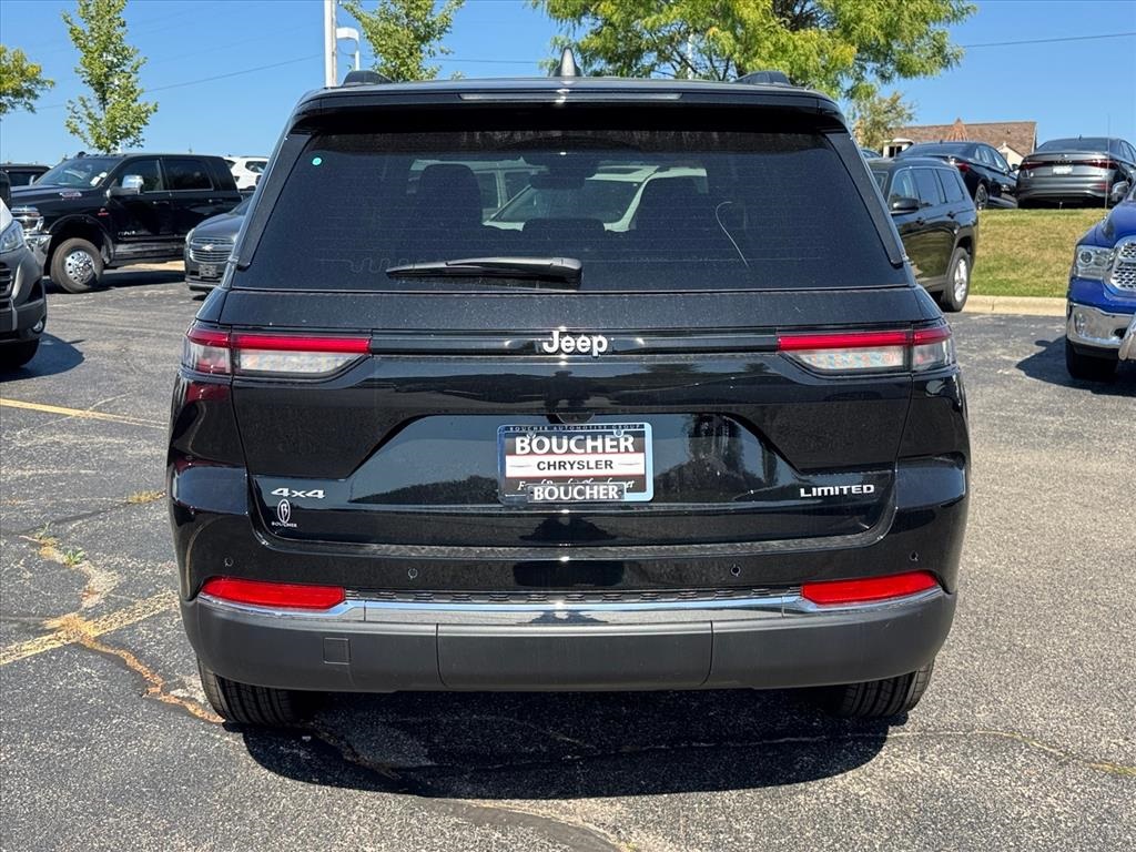 2025 Jeep Grand Cherokee Limited photo 4