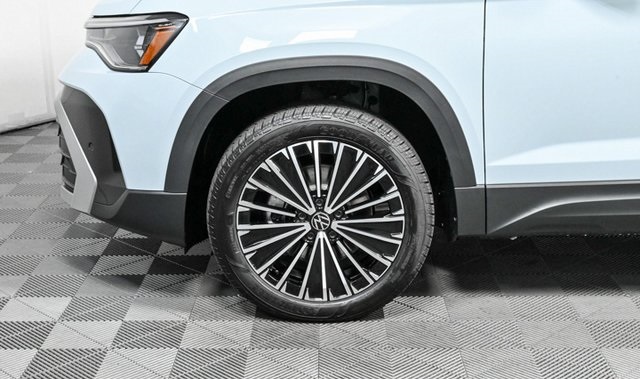 new 2025 Volkswagen Taos car, priced at $32,961