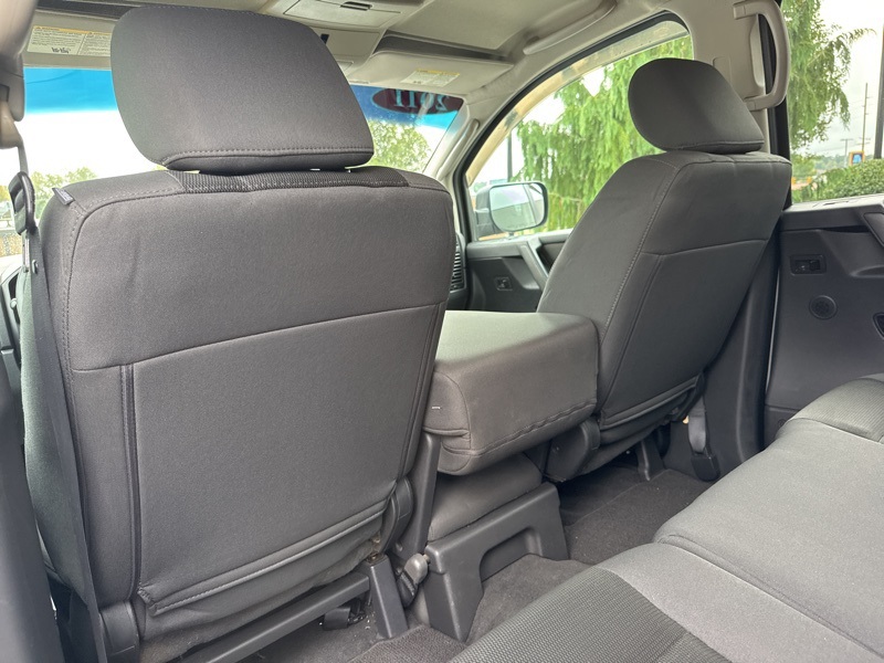 2011 Nissan Titan S Crew Cab photo 28