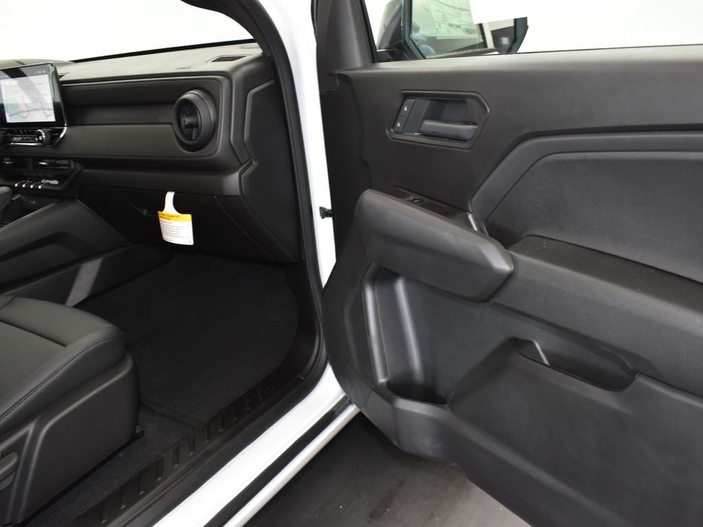 2026 Summit White Chevrolet Colorado 4X4 Truck
