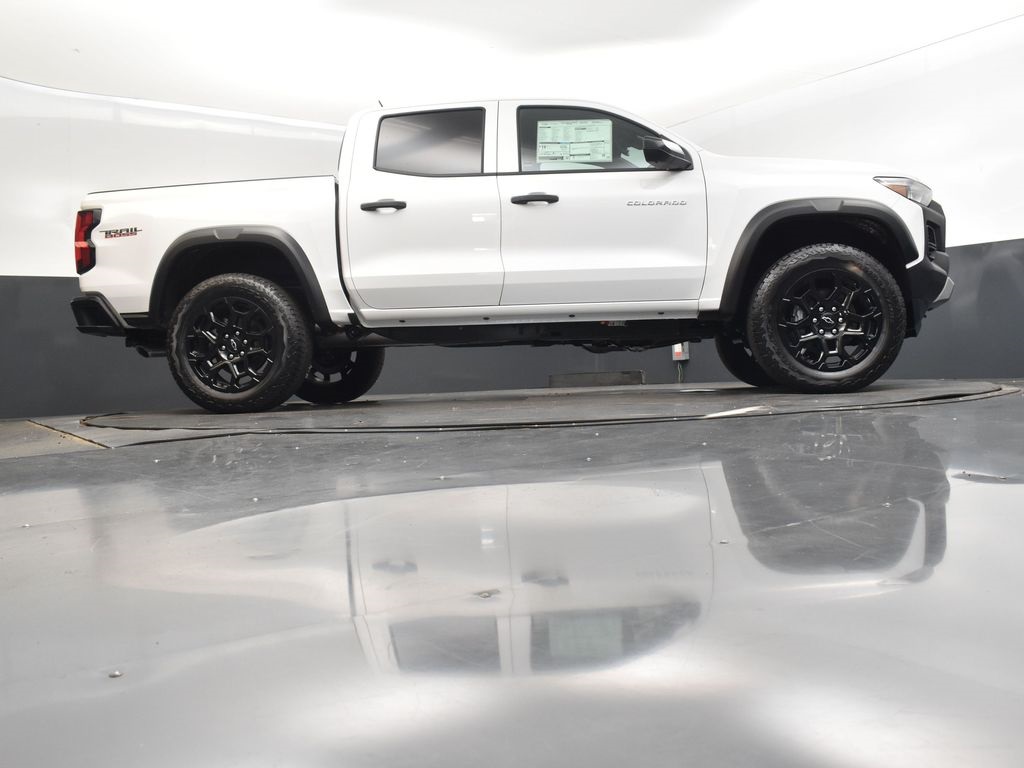 2026 Summit White Chevrolet Colorado 4X4 Truck