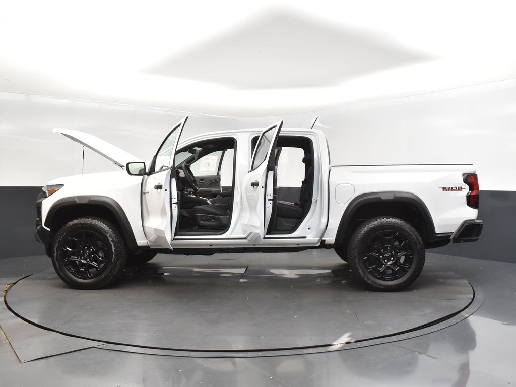 2026 Summit White Chevrolet Colorado 4X4 Truck
