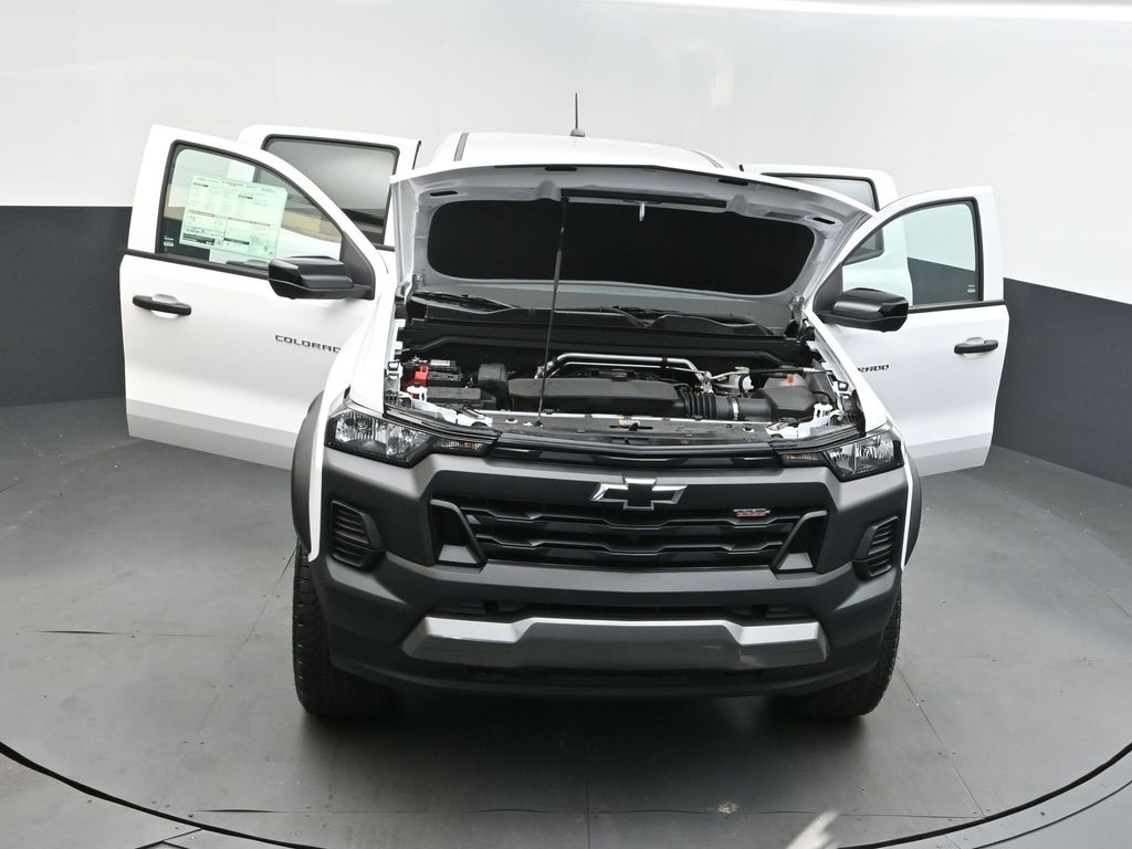 2026 Summit White Chevrolet Colorado 4X4 Truck